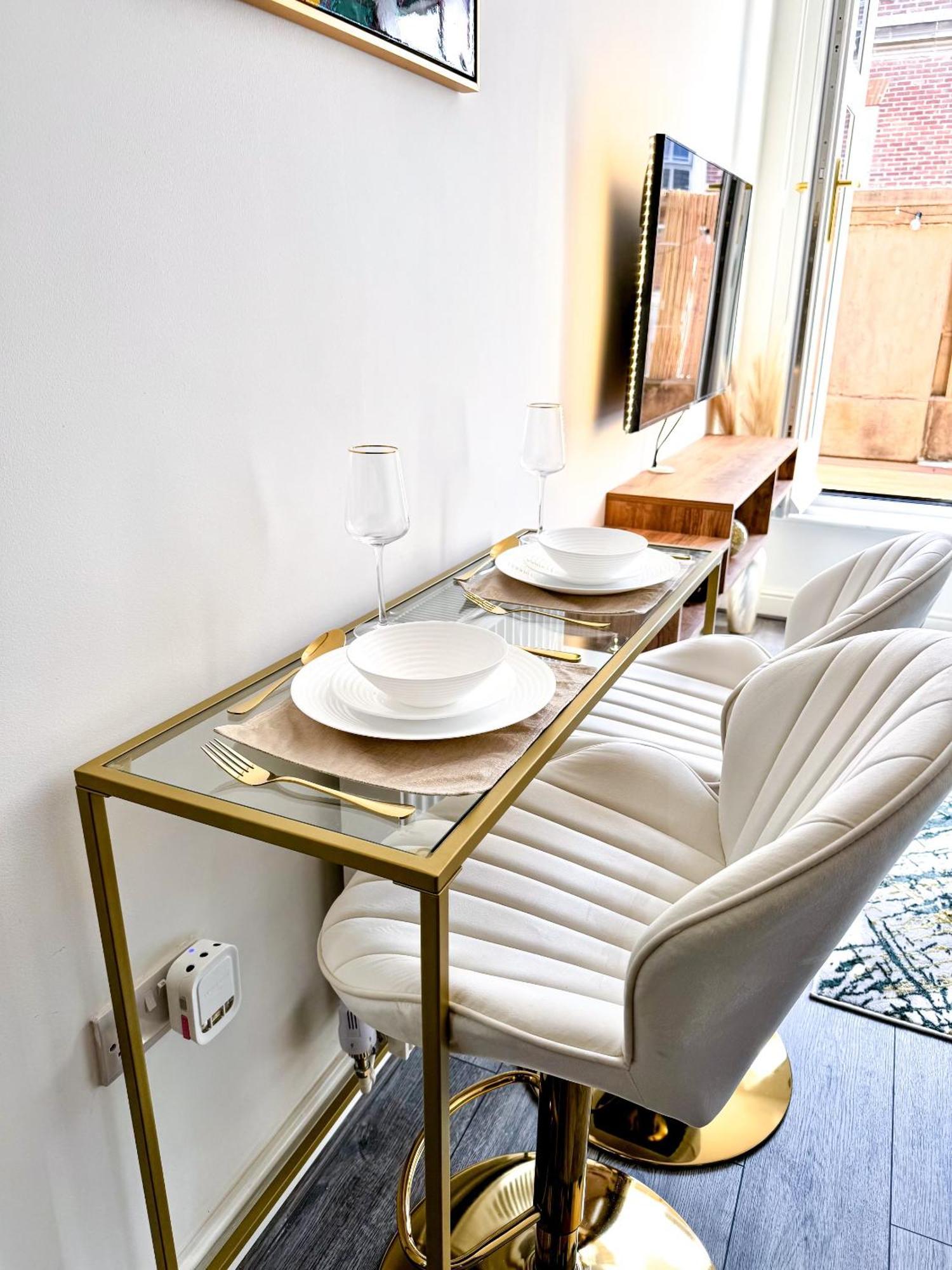 Luxe Haven - Sleeps 4 Apartment Nottingham City Centre Exterior foto